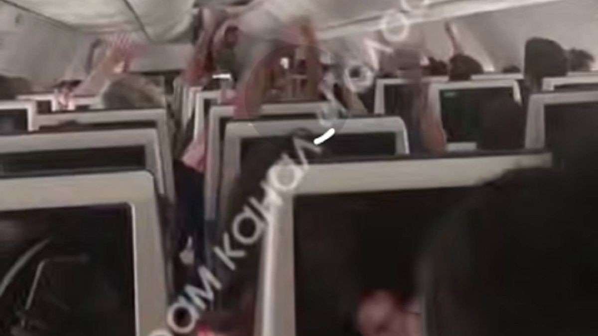 ЧП на рейсе Дубай — Тель-Авив: пассажиры FlyDubai пели и аплодировали при посадке
