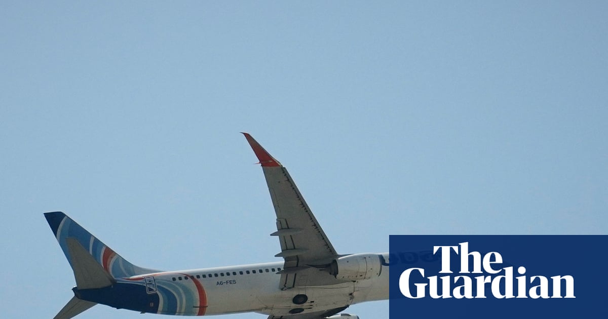 Самолет FlyDubai, летевший из Дубая в Израиль, экстренно сел в Саудовской Аравии