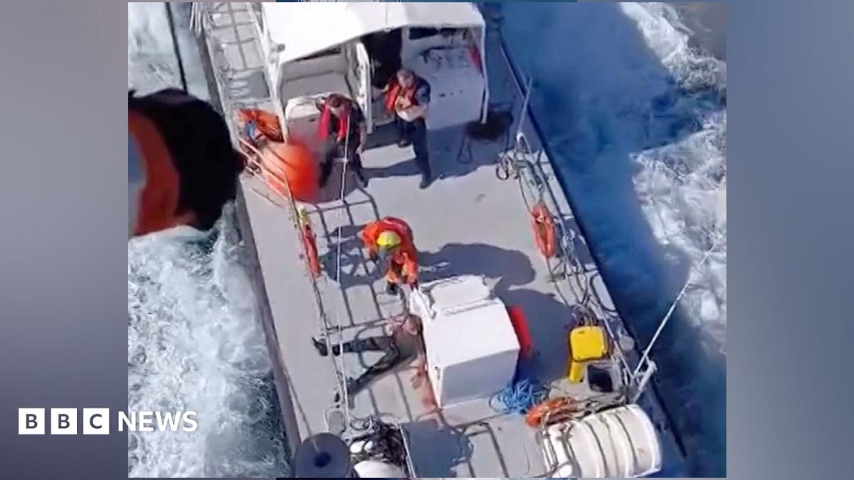 Зеленский обвинил Россию в атаке на судно с зерном в Чёрном море