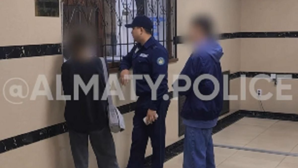 Жителя Алматы обвинили в шантаже бывшей девушки её личными фото