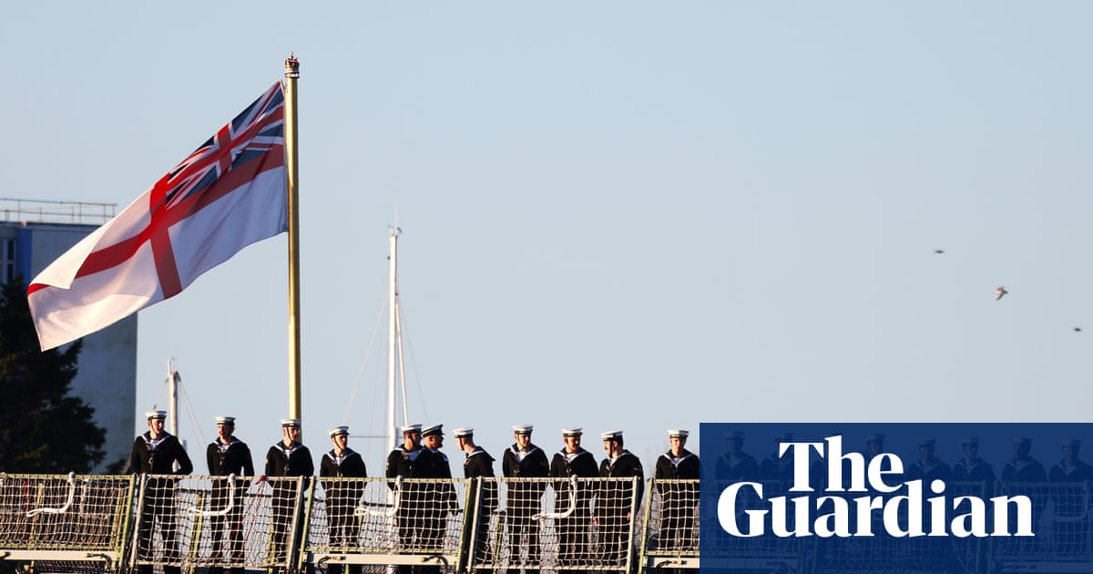 Военнослужащему ВМС Великобритании предъявлено обвинение в шпионаже