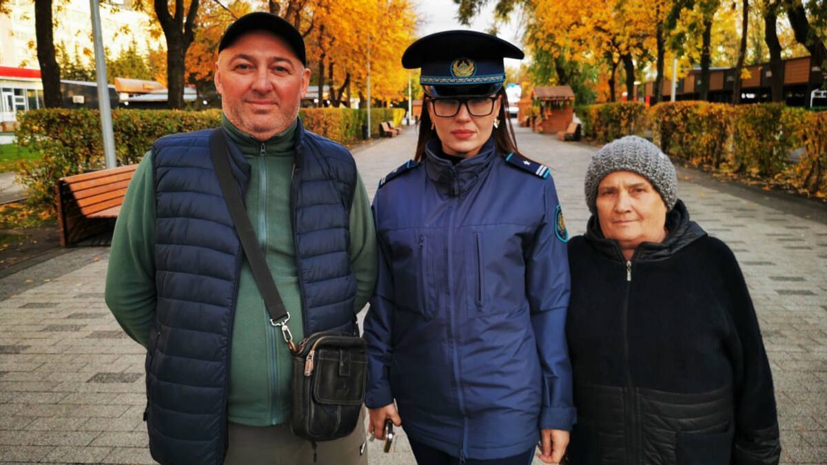 Таксист в Петропавловске спас пенсионерку от мошенников, сохранив более 2 млн тенге