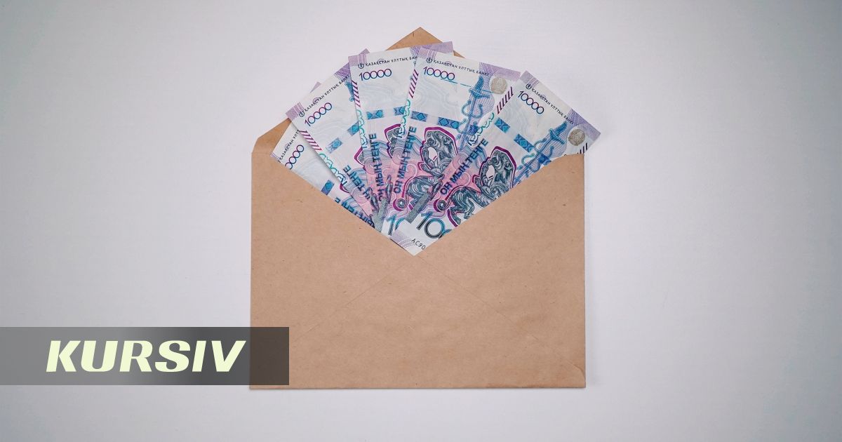 Казахстанцы перекладывают сбережения из валютных депозитов в тенговые