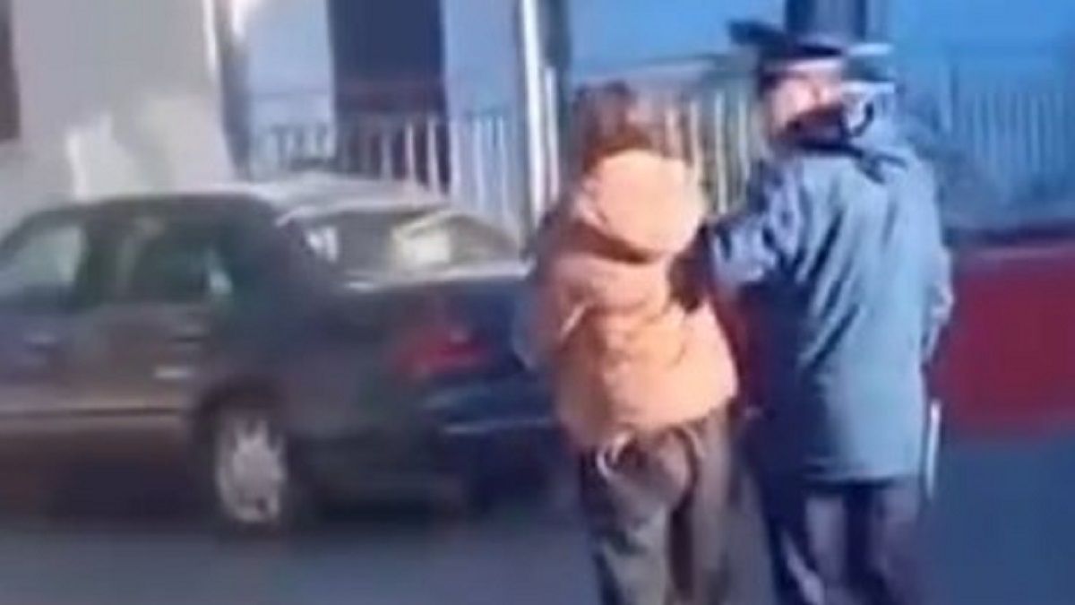 Жительницу Талдыкоргана оштрафовали на 86 500 тенге за мат в прямом эфире TikTok