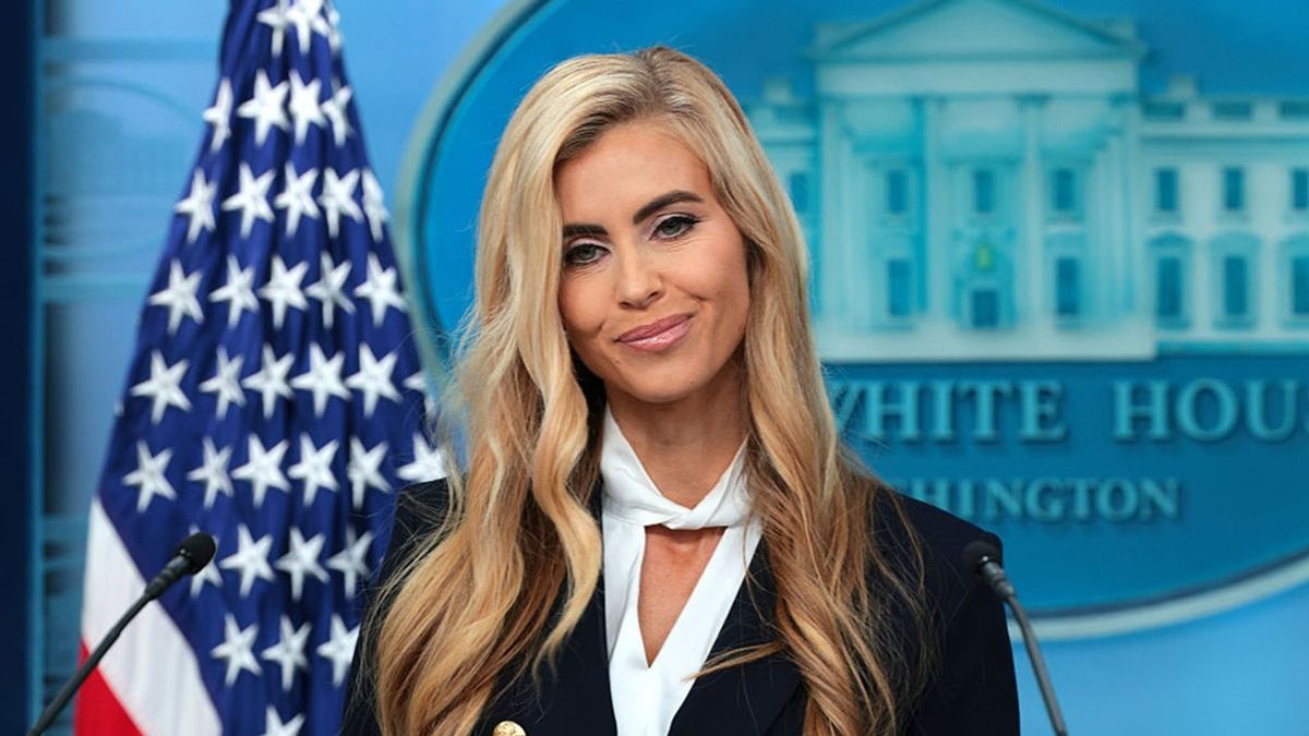 Трамп уволил пресс-секретаря Белого дома Кэти Захарию через неделю после назначения