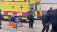 Ақмолада жол жиегінде тұрған адамдарды көлік қағып кетті: зардап шеккендер арасында балалар бар