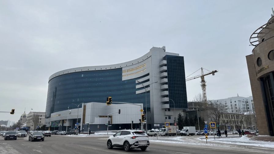 Астанада Қаржы министрлігіне жаңа ғимарат салынады: ескісі тарлық етеді