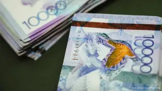 Қазақстанда ескі 10 000 теңге банкноттарының айналым мерзімі ұзартылады
