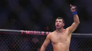 Қазақстандық файтер UFC-де алғашқы жеңісіне қол жеткізді