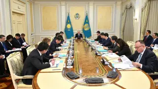 Тоқаев: Ірі банктер цифрлық инфрақұрылымға қосылудан бас тартуда
