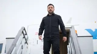 Украина АҚШ пен Ресеймен үшжақты келіссөздерді жаңартуға тырысуда – Зеленский