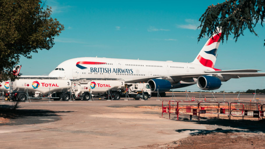 Ұшақтағы жантүршігерлік жағдай: British Airways рейсі марқұм жолаушымен 13 сағат ұшты