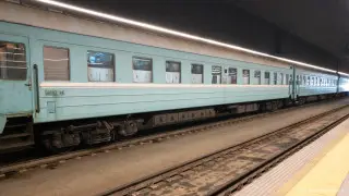 Астана-Петропавл бағытындағы пойыз жолаушысы үшін «қорқынышты түс» айналды: дәретханадан лас су шашырады
