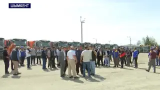Шымкентте көше тазалайтын арнайы техника жүргізушілері жұмысқа шығудан бас тартты
