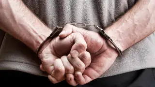 «Зорлық-зомбылық пен қорқыту»: 15 жастағы мектеп оқушысы бірнеше айға созылған қорқынышты оқиғаны баяндады