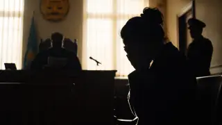 Әйелі күйеуін құтқарам деп кісі өлтірді: сот оны босатты