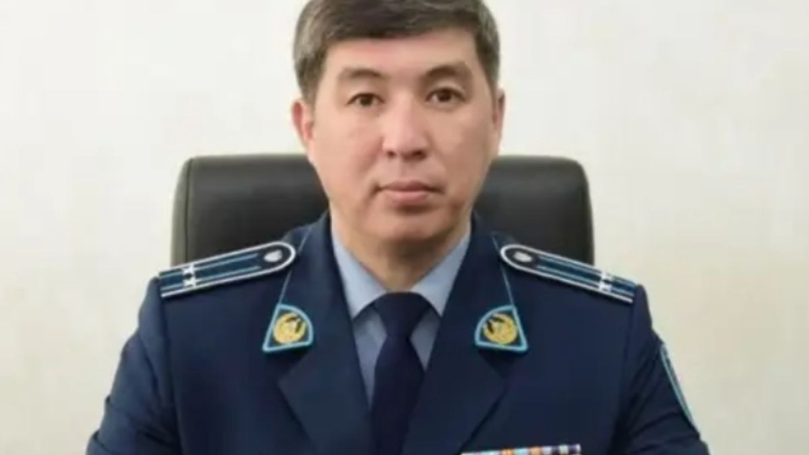 Атырау қалалық полиция бөлімінің бұрынғы бастығы уақытша ұстау изоляторына қамалды