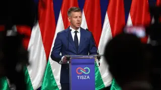 Мажар Венгрия президентіне ультиматум қойды: елдегі саяси жағдай шиеленісуде