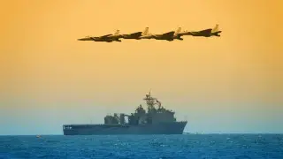 АҚШ Иранға қарсы әскери-теңіз операциясын кеңейтуге дайындалуда
