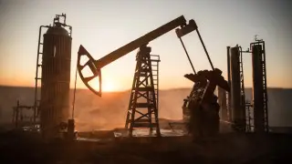 Мұнай бағасы өсуін жалғастыруда: АҚШ пен Иран келіссөздерінің нәтижесі белгісіз
