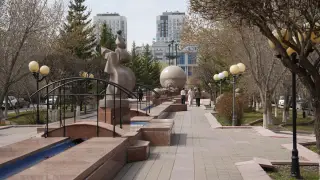 Астанадағы дипломатиялық қалашықтағы аллеяның күйі көңіл көншітпейді