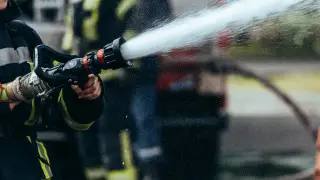Астанада бес қабатты үй өртке оранды