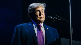 Трамп Иранмен келіссөздерді тоқтатты: «Бізде барлық козырь бар»
