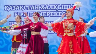 1 мамы: Қазақстан халқының бірлігі күні – Астана мен Алматыдағы мерекелік шаралар