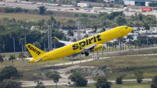 Spirit Airlines тоқтатылды: Әлемдегі алғашқы лоукостерлердің бірі банкротқа ұшырады