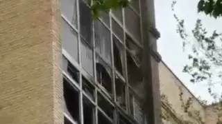 Астанадағы тұрғын үй кешеніндегі өрт бейнежазбаға түсіп қалды