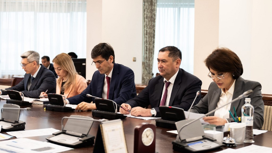Қазақстандықтардың электронды денсаулық паспорты пайда болады: бұл нені білдіреді?