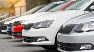 Автокредиттердің сұранысы азайды: Қазақстандықтар неге көлік алудан бас тартуда?